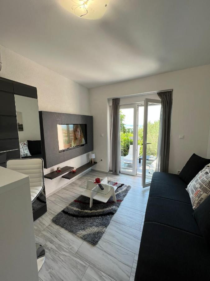 Doka Apartment ซริกเวนิซา ภายนอก รูปภาพ